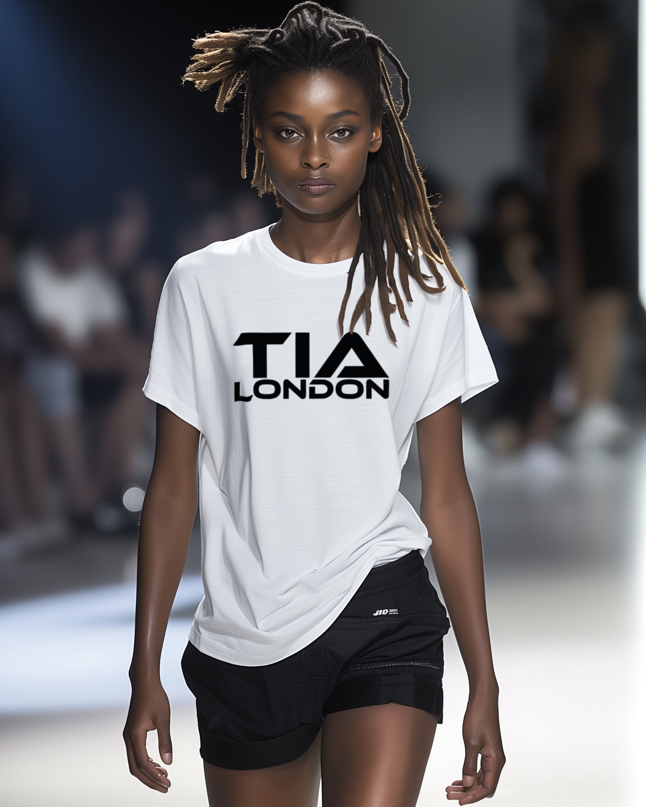 Tia London Logo T-shirt